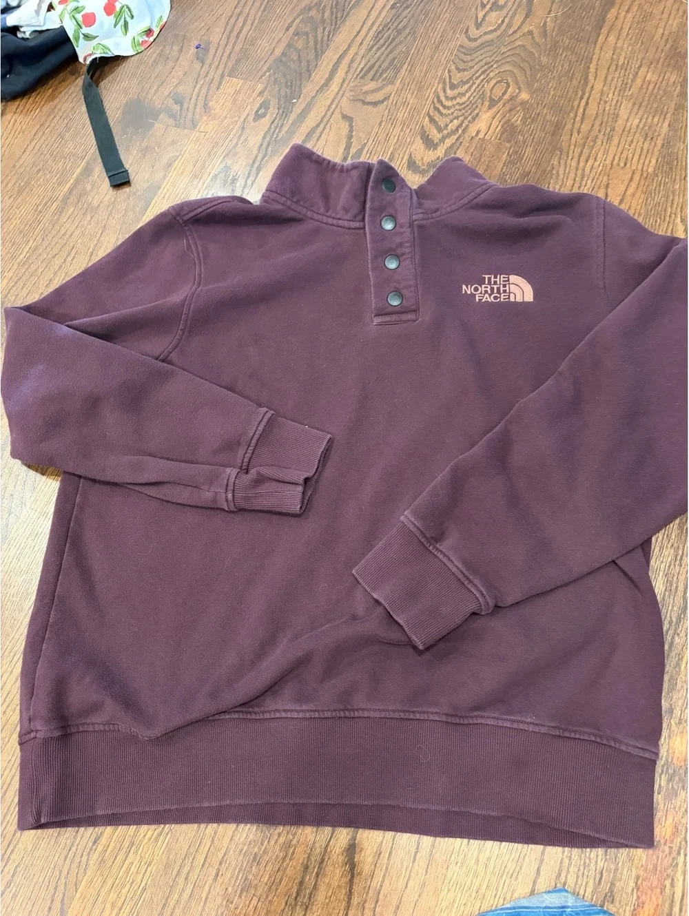 The North Face Men's Pullover Sweatshirt XL Burgundy with Snap Buttons